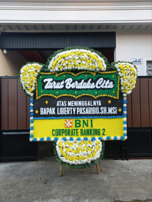 Papan Bunga Duka di Mori Utara